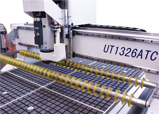 Μηχανή δρομολογητών ATC CNC Unitec UT1326 για ξύλινο/σκληρά το PVC